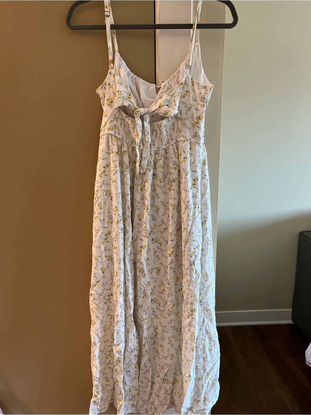 Hollister White Maxi Dress with Yellow Floral Print - Picture 2 of 5